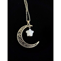 Pendentif lune et étoile...